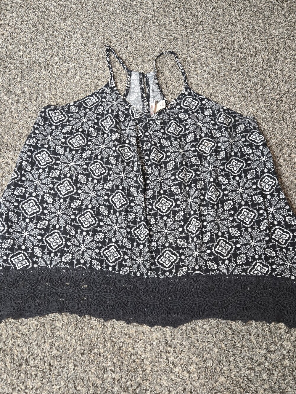 *SALE* Mossimo Supply Co. Geometric Blouse Tank Top Black & White Crochet Bottom